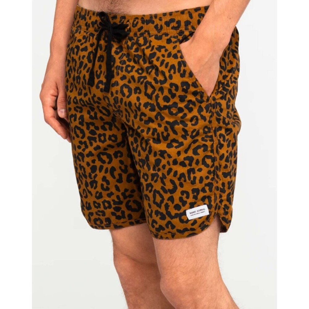 Banks Journal Men's Safari Board Shorts NWT 32